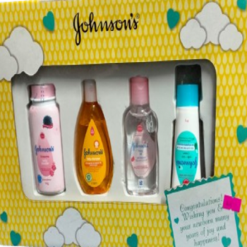 Johnson’s Newborn Baby Care Gift Set 4pcs